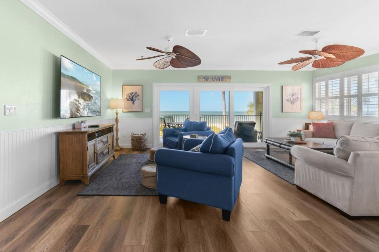 Sea Side 102 Beachfront Sleeps 8 Clearwater Beach Exterior photo